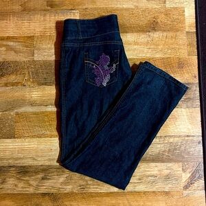 Zoey‎ Beth Jeans